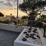 Casa Savannah Sun דירה
